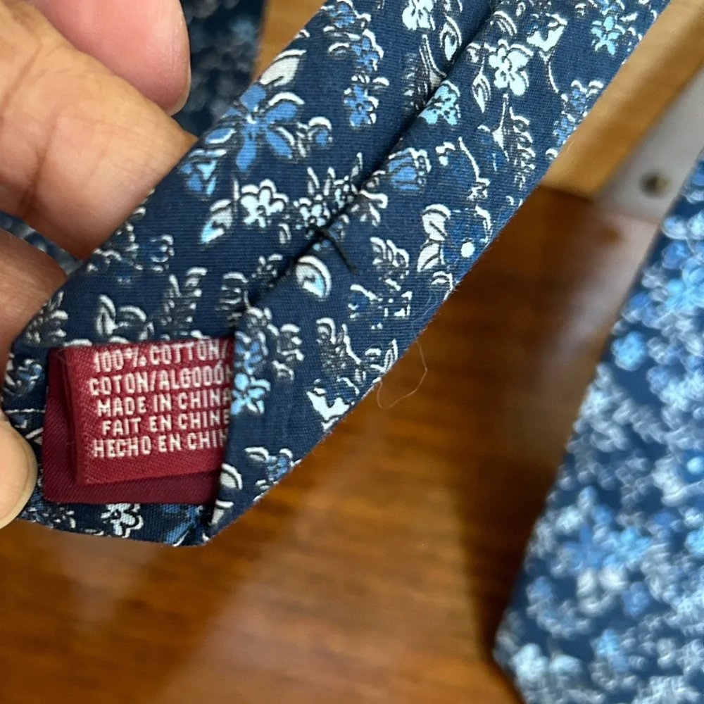 Original Penguin fennel floral